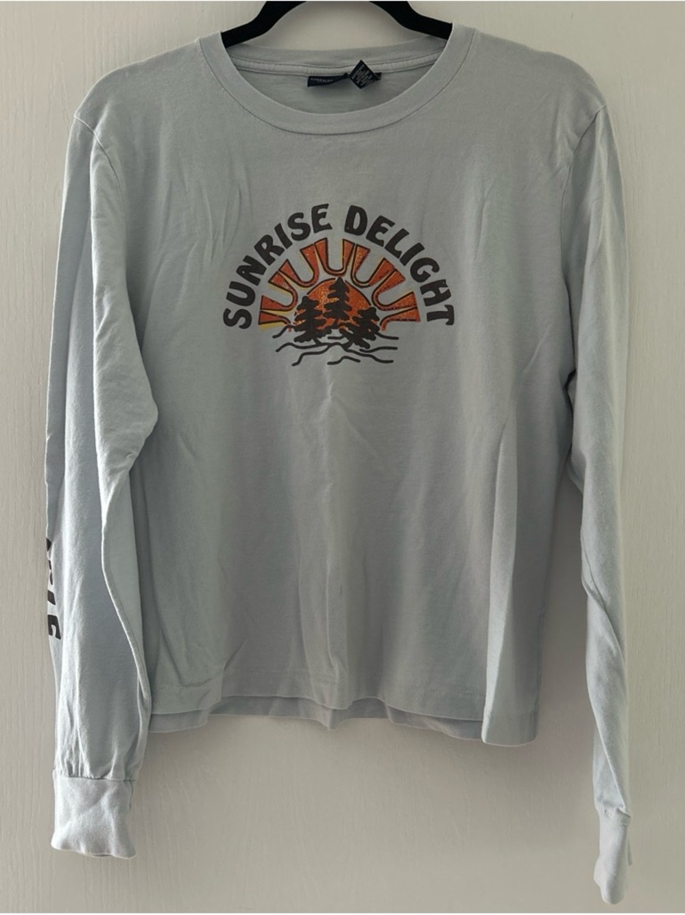 American Eagle long sleeve graphic tee Sunrise Delight Y2K era XL
